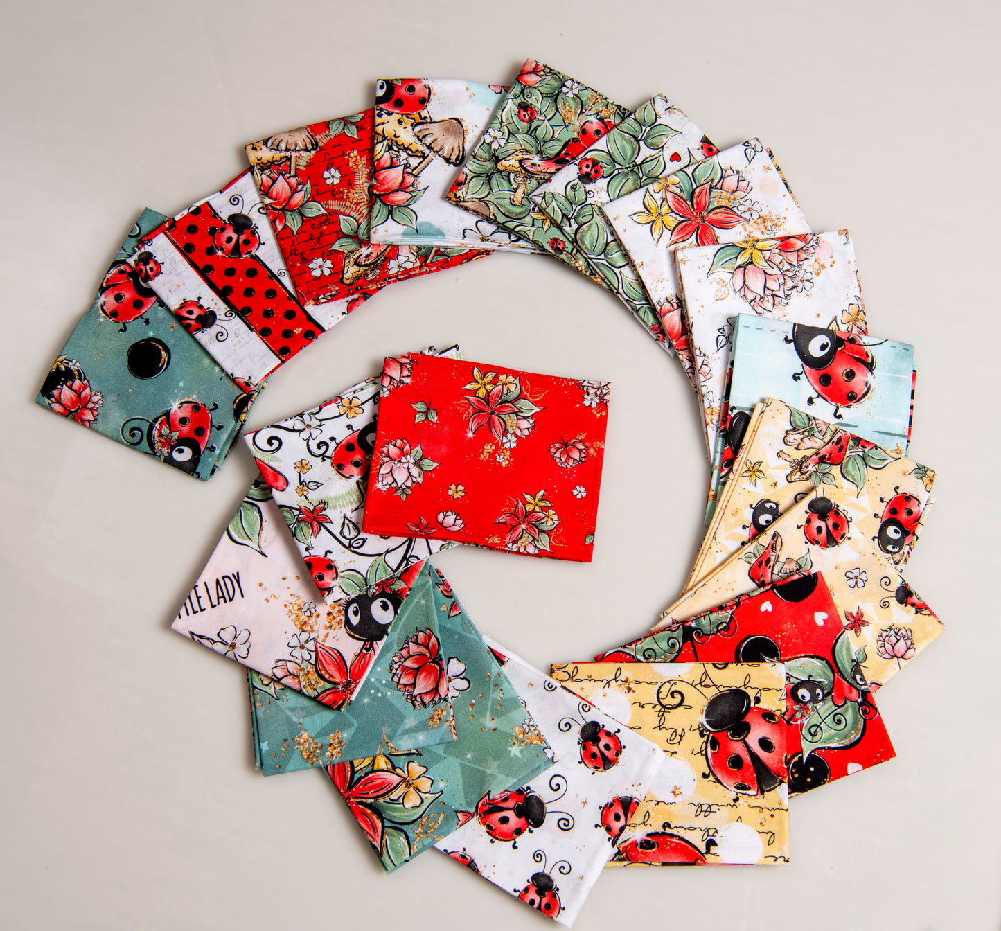 Fat quarter bundle 20 pieces - Quilting - Bitsy Bug Fabric